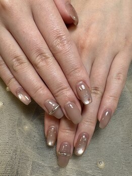サロン カレア(Salon Kalea)/ベージュ水ぽいホロネイル