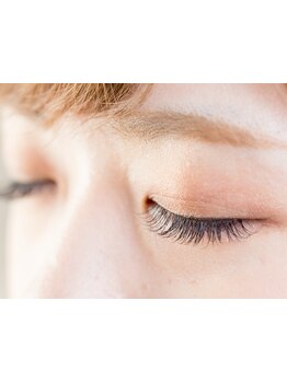 ボリュームのある目元にしたい