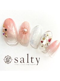 ぷっくりお花ネイル