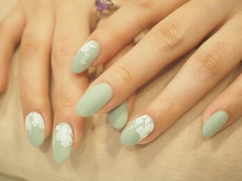 ネイルアイサロンアンドスクール リッカ(Lycka)/フィルイン・陶器ネイル