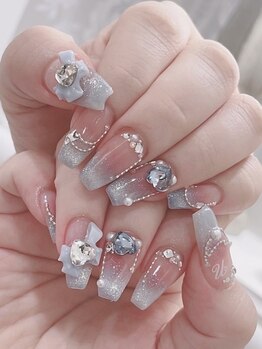 ラビィ 大阪店(Raviy)の写真/Raviy自慢の可愛いがぎゅっと詰まったnailに♪当店ならではの、お友達と差のつくデザインを提供中☆