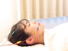 ルリアン(LE LIEN)/電気を流す美容鍼