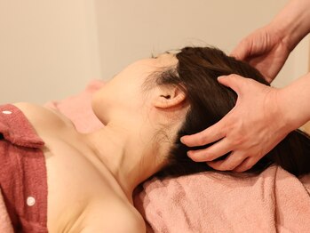 ラシサ(La-sisa)/筋膜ヘッドスパ