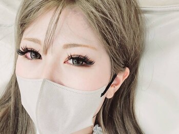 グラジュス(grazus)の写真/【ふさふさ盛りeye】新MENUフレアラッシュ☆目元のプロが骨格,バランスに合わせた形を提案◎