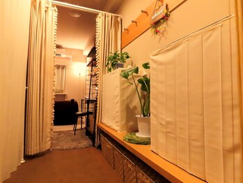 ドルミール/清潔感のある玄関