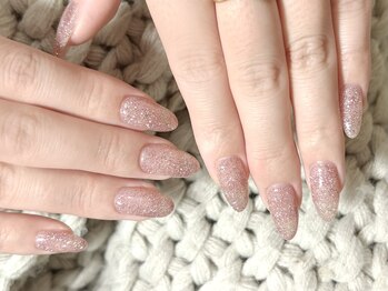 シルク バイ ネイルズ(Silk by nails)の写真/【学割U24】毎日ちょっと気分が上がるラメネイル♪シンプルなのにちゃんと可愛い指先へ