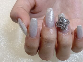 ダス ヤミー(Das Yummy)/ワンカラー+ストーン