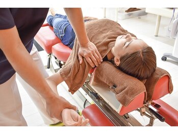 れもんせっこつ院 岐阜本院/猫背矯正/肩甲骨はがし/整体