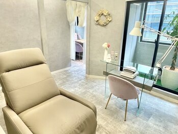 アクロ 心斎橋店(ACRO)の写真/《まつげパーマ・ LEDマツエク×ネイル同時施術可》美容DAYにお勧め!《話題のパラジェル &マオジェル導入》
