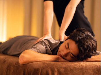 アユーラ(Ayu-ra)の写真/【営業時間22時迄！】お仕事帰りでも通いやすい◎日々の疲れをこだわり施術で解消してみませんか♪