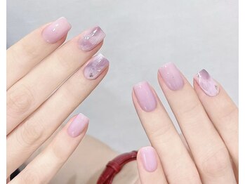 ユミ(U.MI.)/ニュアンスネイル