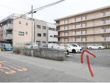 メナードフェイシャルサロン 長興寺/店舗から駐車場の行き方です