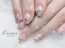 エミュー(Emieux)/キルティングマグネット