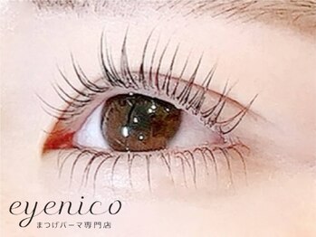 アイニコ 難波店(eyenico)の写真/[難波駅直結NEW OPEN]まつげパーマ＆パリジェンヌ取扱店！自まつげを活かすデザインで抜け感のある目元に！