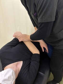 いさはや鍼灸整骨院の写真/歪みを整え、美姿勢に！歪みを整えて疲れを解消♪カイロプラクティックでお悩みの根本改善◎