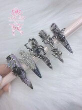 リナスパ(79LINA SPA)/