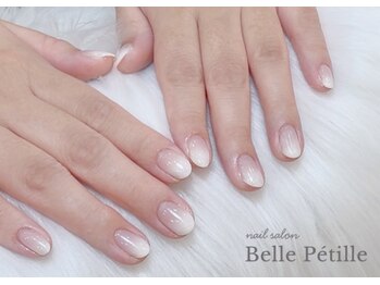 ベルペティーユ(Belle Petille)/ホワイトグラデーション♪