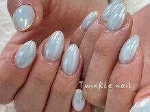 トゥインクルネイル(Twinkle Nail)/パールミラデザインネイル