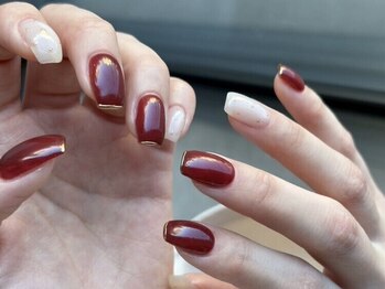グロウネイル 札幌店(GLOW/NAIL)の写真/《爪が短い・小さい等コンプレックスをお持ちの方必見です》お悩みに沿った長さ出しで理想の形に導きます♪