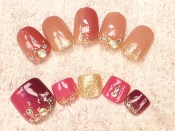 ネイルサロン キアラ(NAILSALON KIARA)の写真/【22時まで営業☆当日予約OK】スピーディー×丁寧だから仕事終わりに通いやすい！疲れを忘れそうな居心地♪