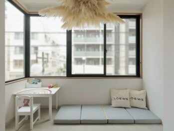 ロウズネイル 立川店(LOEWS NAIL)の写真/≪お子様同伴OK/キッズスペース完備≫忙しいママさんでも気軽に通いやすい◎ベビーカーのままご来店可能。