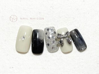 ネイルメゾン 梅田(NAIL MAISON)/メタリックリボンもやもや