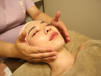 シェノンボーテ(chainon beaute)/小顔&美肌ケア40代