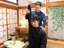 さかい整体院/肩の施術