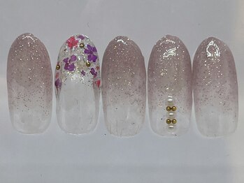 ナナズネイル(nana's nail)/トレンド定額コース￥7800
