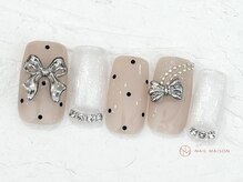 ネイルメゾン 池袋店(NAIL MAISON)/キラキラドットリボン¥7800