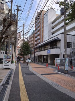 アークス(arcs)/西新駅からアークスまでの道のり