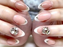 ラウンドアバウト(roundabout)/上品ネイル☆