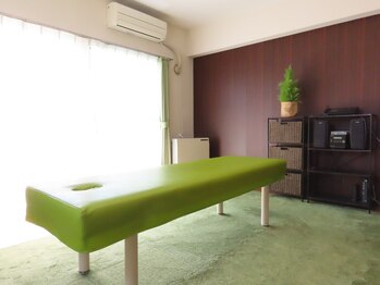 エンタ治療院/施術室