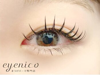 アイニコ 難波店(eyenico)の写真/［大阪難波/まつげパーマ/パリジェンヌ］人気の韓国風束感デザインを作るまつ毛パーマで、写真映りUP◎