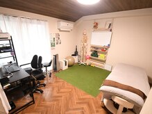 上本町、谷町九丁目駅から徒歩5分落ち着いた雰囲気の店内です。