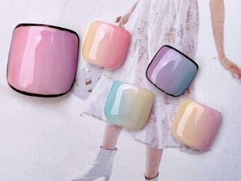 ネイルサロンフォーユー(for u)/カラフルグラデネイル♪￥7000