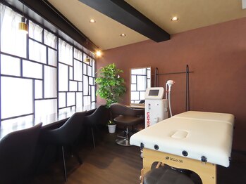 ディーバッカス(D Bacchus)/内観