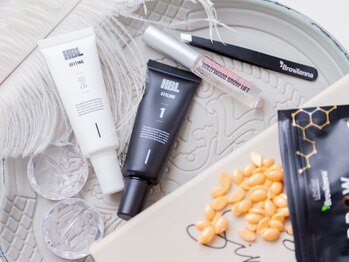 クロエココ(Chloe.cocoo)/ハリウッドブロウリフト/眉毛編