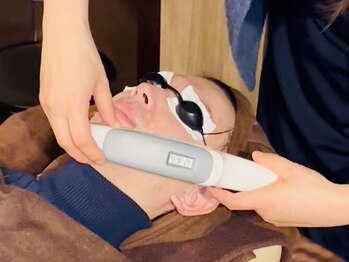ゼン リラクゼーション 新宿店(Zen Relaxation)の写真/清潔感・好感度急上昇◎毎日の面倒な自己処理からの解放♪【メンズヒゲ脱毛+毛穴パック　30分　¥3500】
