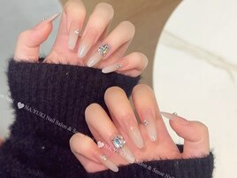 甘すぎない可愛いネイル
