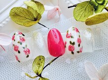 ネイルサロンアンドスクール ラフィーネ 池袋店/薔薇ネイル◆¥7990
