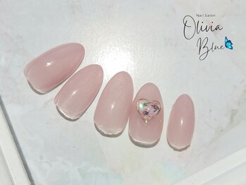 オリビアブルー(Olivia Blue)/ハートネイル