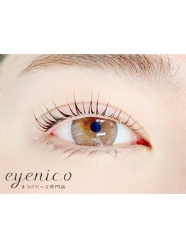 ナチュラル上品な目元にしたい