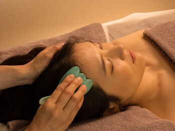 クライス 中野(KREIS)の写真/忙しい大人の為の、非日常空間で味わう極上ヘッドスパ♪睡眠の質を向上し、疲労やコリを解きほぐします◇