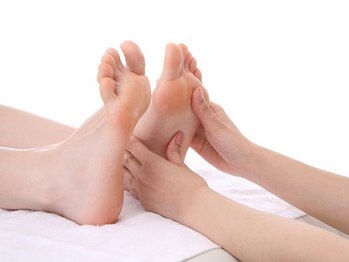 アジアンリラクゼーション ヴィラ 福岡東店(asian relaxation villa)/フットリフレ施術シーン