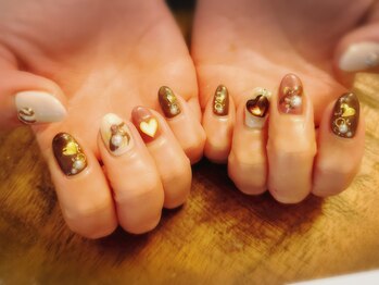 ネイル53/（新規）6700円（再来）7200円