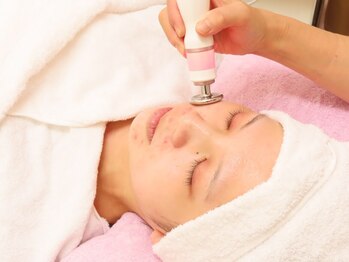 アンフェリエ(Un Feerie)の写真/【肌質改善したい方必見！】プラズマフェイシャル★エイジングケアや肌荒れなどでお悩みの方へ♪