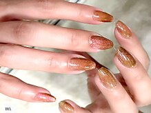 Silk by nails 【フィルイン導入サロン】【11/1open(予定)】の雰囲気(シンプルネイル☆マグネットネイル30色以上ご用意しています)