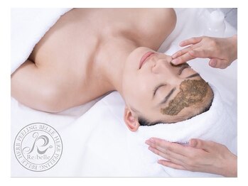 セラ(SERA)/ハーブピーリング施術イメージ