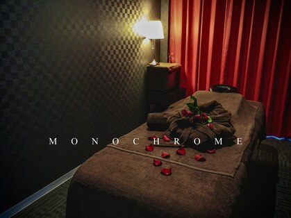 サロンモノクロームの写真